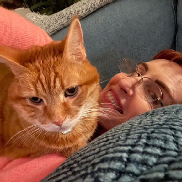 Meet your Posher, Renee - Picture 1 of 1